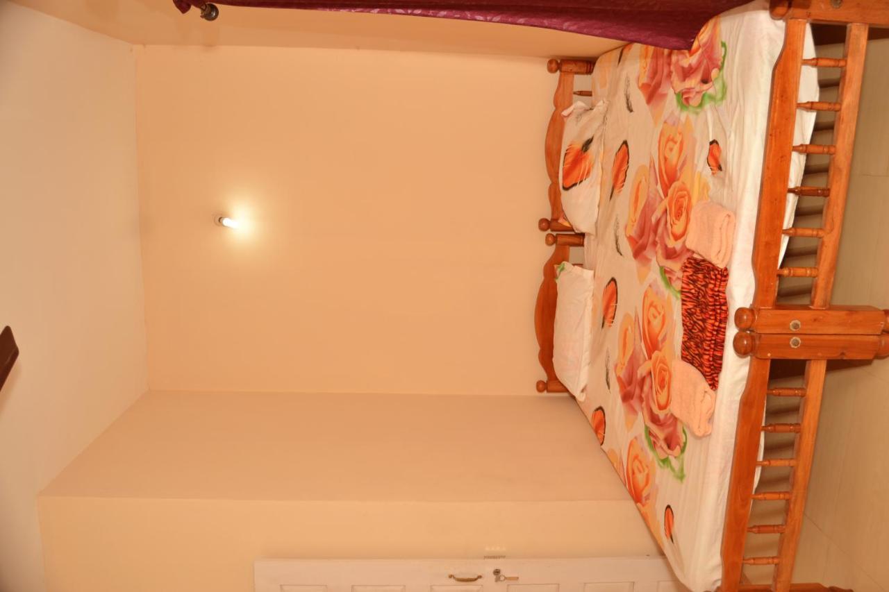 Sheeba'S Homestay Kochi Luaran gambar